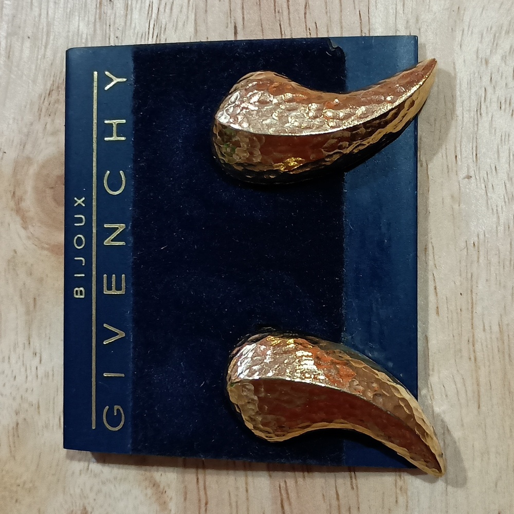 Vintage Bijoux Givenchy Gold Tone Clip On Earrings